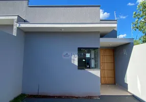 Foto 1 de Casa com 3 Quartos à venda, 89m² em Michael Licha, Londrina