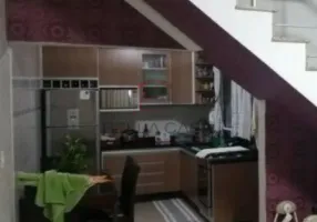 Foto 1 de Casa de Condomínio com 2 Quartos à venda, 110m² em Vila Ema, São Paulo