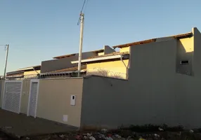 Foto 1 de Sobrado com 3 Quartos à venda, 247m² em Residencial Monte Cristo, Trindade