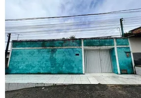 Foto 1 de Casa com 2 Quartos à venda, 100m² em Santa Amélia, Maceió