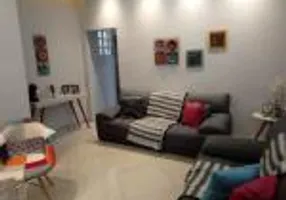 Foto 1 de Casa com 4 Quartos à venda, 254m² em Encantado, Rio de Janeiro