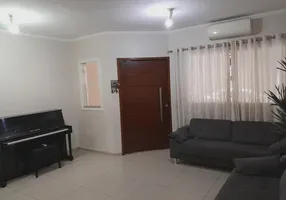 Foto 1 de Sobrado com 3 Quartos à venda, 120m² em Loteamento Residencial Vista Linda, São José dos Campos