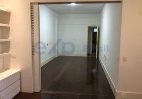 Foto 1 de Apartamento com 4 Quartos à venda, 235m² em Leblon, Rio de Janeiro