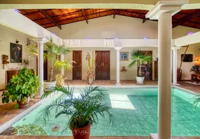 Foto 1 de Casa com 3 Quartos à venda, 450m² em Patane, 