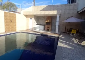 Foto 1 de Sobrado com 4 Quartos à venda, 300m² em Mondubim, Fortaleza