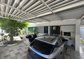 Foto 1 de Casa com 4 Quartos à venda, 300m² em Cordeiro, Recife