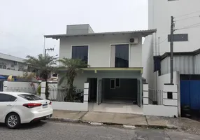 Foto 1 de Casa com 3 Quartos à venda, 240m² em Cidade Nova, Itajaí