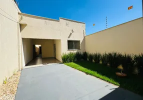 Foto 1 de Casa com 3 Quartos à venda, 134m² em Residencial Jardim Leblon, Goiânia