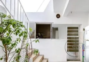 Foto 1 de Sobrado com 3 Quartos à venda, 96m² em Vila Regente Feijó, São Paulo