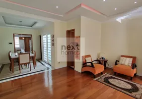 Foto 1 de Casa com 3 Quartos à venda, 200m² em Vila Sônia, São Paulo