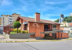 Foto 1 de Casa com 3 Quartos à venda, 289m² em São Leopoldo, Caxias do Sul