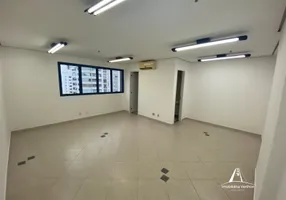 Foto 1 de Sala Comercial para alugar, 35m² em Santo Amaro, São Paulo