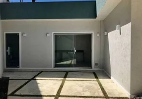 Foto 1 de Sobrado com 2 Quartos à venda, 241m² em Vila São Sebastião, Mogi das Cruzes