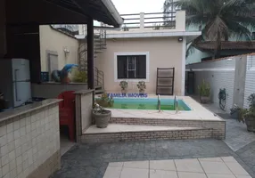 Foto 1 de Casa com 3 Quartos à venda, 300m² em Campo Grande, Santos