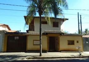 Foto 1 de Sobrado com 5 Quartos à venda, 459m² em Centro, Cosmópolis