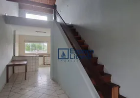 Foto 1 de Casa com 3 Quartos para alugar, 100m² em Caputera, Caraguatatuba