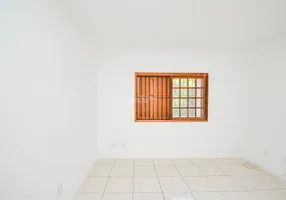 Foto 1 de Casa de Condomínio com 3 Quartos para alugar, 70m² em Cavalhada, Porto Alegre