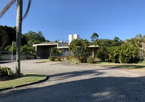 Foto 1 de Lote/Terreno à venda, 762m² em Cacupé, Florianópolis