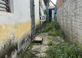 Foto 1 de Casa com 4 Quartos à venda, 90m² em Itararé, Teresina