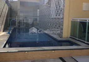 Foto 1 de Casa com 4 Quartos à venda, 270m² em Vila União, Fortaleza