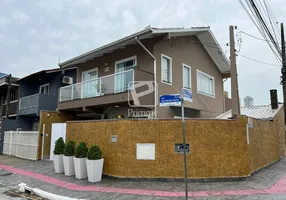 Foto 1 de Casa com 2 Quartos à venda, 170m² em Barra Sul, Balneário Camboriú