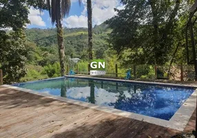 Foto 1 de Casa com 3 Quartos para alugar, 490m² em Vila del Rey, Nova Lima