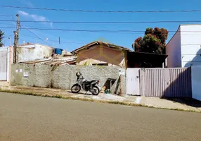 Foto 1 de Casa com 2 Quartos à venda, 146m² em Vila Nogueira, Campinas