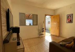 Foto 1 de Casa com 2 Quartos para venda ou aluguel, 90m² em , Simões Filho