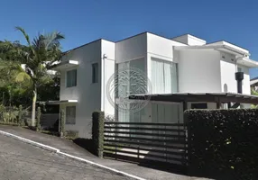 Foto 1 de Casa de Condomínio com 4 Quartos à venda, 243m² em Campeche, Florianópolis