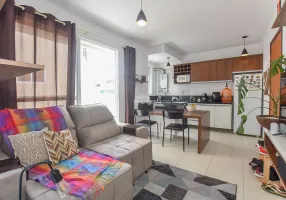 Foto 1 de Apartamento com 2 Quartos à venda, 46m² em Rebouças, Curitiba