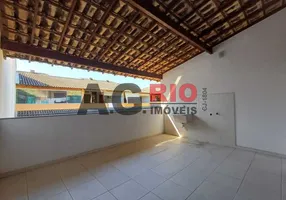 Foto 1 de Casa de Condomínio com 2 Quartos para alugar, 73m² em  Vila Valqueire, Rio de Janeiro