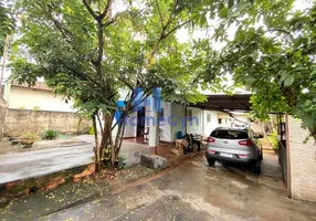 Foto 1 de Casa com 3 Quartos à venda, 453m² em Setor Leste Universitário, Goiânia