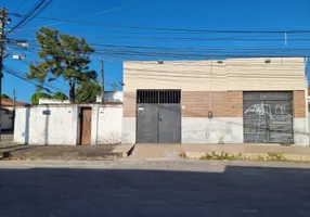 Foto 1 de Galpão/Depósito/Armazém para alugar, 109m² em Engenheiro Luciano Cavalcante, Fortaleza