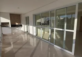 Foto 1 de Apartamento com 3 Quartos à venda, 153m² em Barbosa, Marília