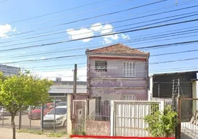 Foto 1 de Sobrado com 3 Quartos à venda, 120m² em São Geraldo, Porto Alegre