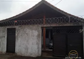 Foto 1 de Casa com 2 Quartos à venda, 500m² em Vila Cascatinha, São Vicente