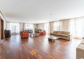 Foto 1 de Apartamento com 3 Quartos à venda, 324m² em Centro, Curitiba