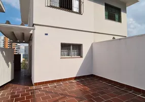 Foto 1 de Sobrado com 3 Quartos para venda ou aluguel, 231m² em Vila Madalena, São Paulo