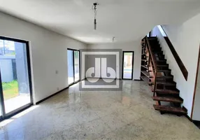 Foto 1 de Casa de Condomínio com 3 Quartos à venda, 245m² em Freguesia- Jacarepaguá, Rio de Janeiro