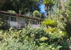 Foto 1 de Casa com 4 Quartos à venda, 220m² em Quitandinha, Petrópolis