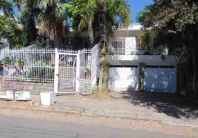Foto 1 de Casa de Condomínio com 3 Quartos para alugar, 395m² em Três Figueiras, Porto Alegre