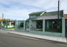 Foto 1 de Casa com 3 Quartos à venda, 250m² em Centro, Tramandaí