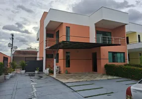 Foto 1 de Casa com 3 Quartos para alugar, 250m² em Flores, Manaus