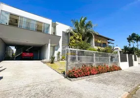 Foto 1 de Casa com 3 Quartos à venda, 292m² em Bucarein, Joinville