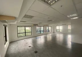 Foto 1 de Ponto Comercial para alugar, 227m² em Vila Olímpia, São Paulo