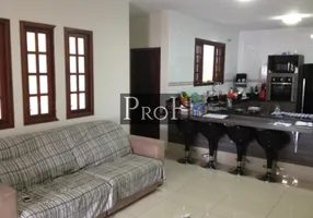 Foto 1 de Sobrado com 2 Quartos à venda, 240m² em Vila Junqueira, Santo André