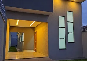 Foto 1 de Casa com 3 Quartos à venda, 115m² em Setor Maysa, Trindade