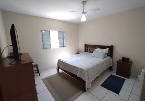 Foto 1 de Casa com 2 Quartos à venda, 89m² em Jardim Ribamar, Peruíbe