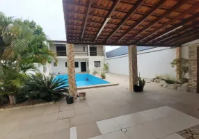 Foto 1 de Casa com 2 Quartos à venda, 170m² em Niterói, Canoas