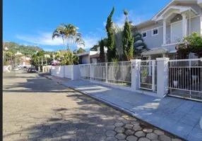 Foto 1 de Casa com 4 Quartos à venda, 255m² em Santa Mônica, Florianópolis